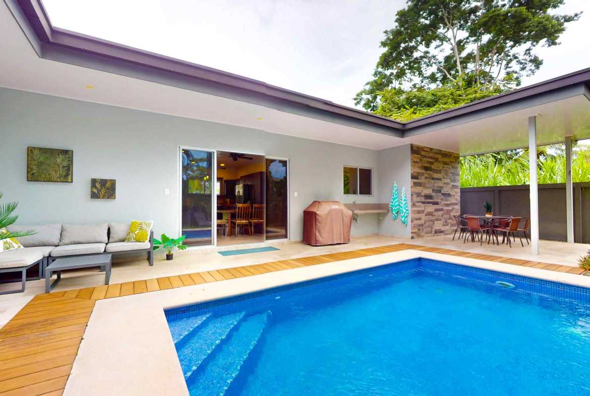 Beautifully Maintained 3-Bedroom Villa, photo 24 of 24