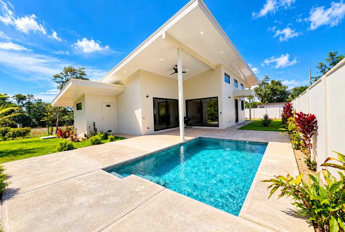 3-bedroom home in Uvita, Costa Rica – photo 1 of 22
