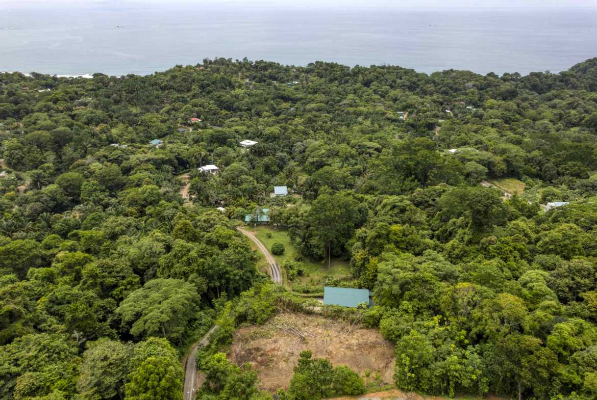 1.79-acre lot in Uvita, Costa Rica – photo 3 of 9