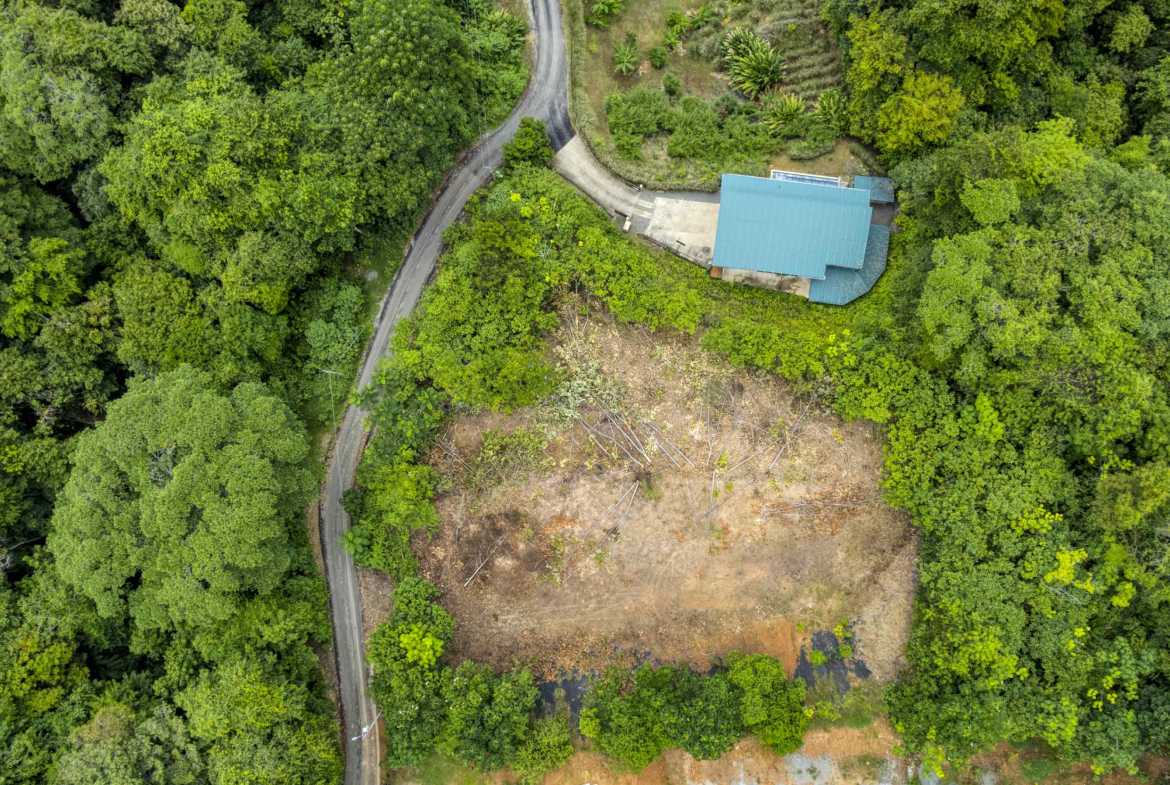 1.79-acre lot in Uvita, Costa Rica – photo 4 of 9