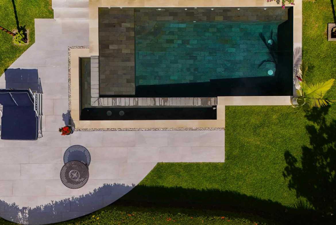 2-Bedroom Ocean View Home with Infinity Pool & Panoramic Views, photo 5 of 24