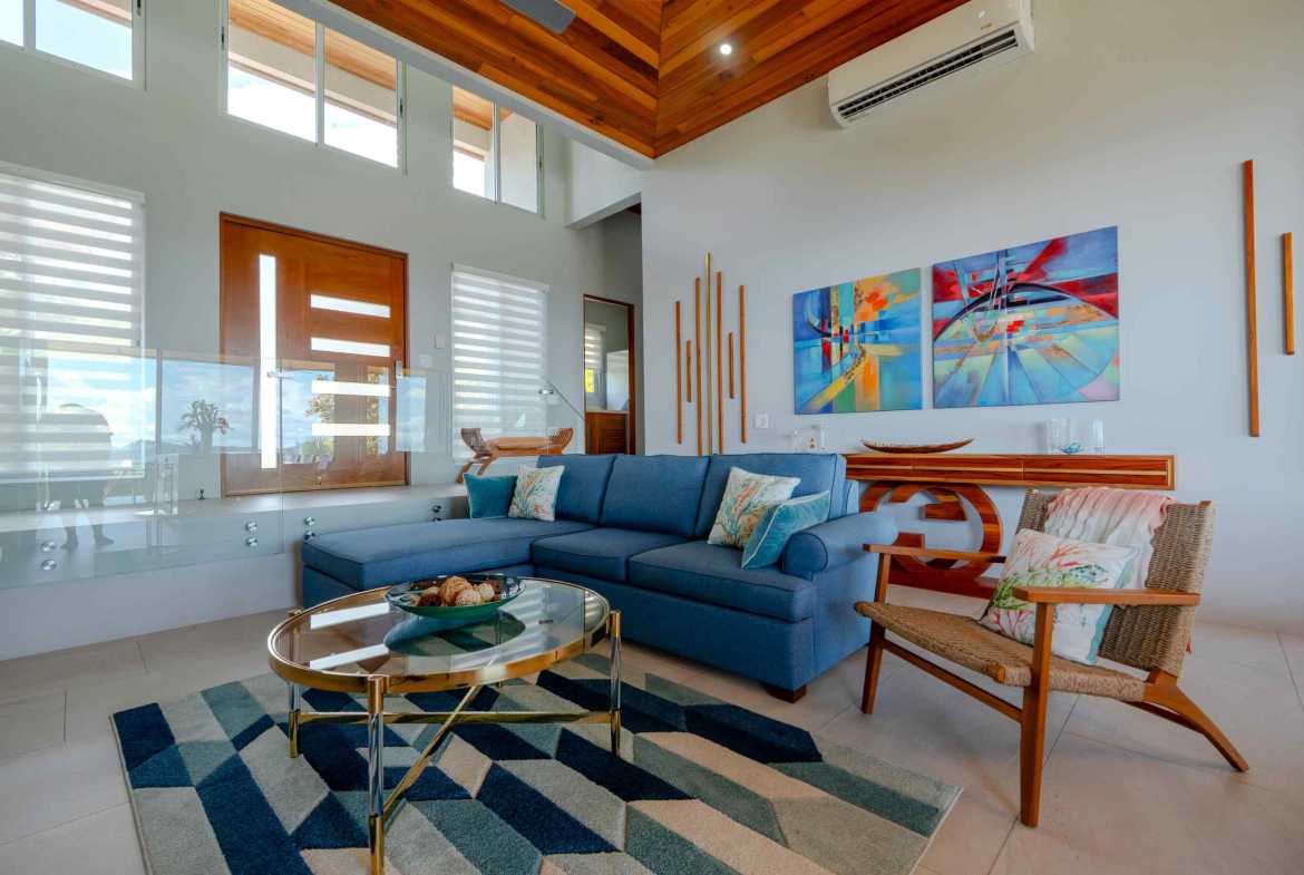 2-Bedroom Ocean View Home with Infinity Pool & Panoramic Views, photo 21 of 24