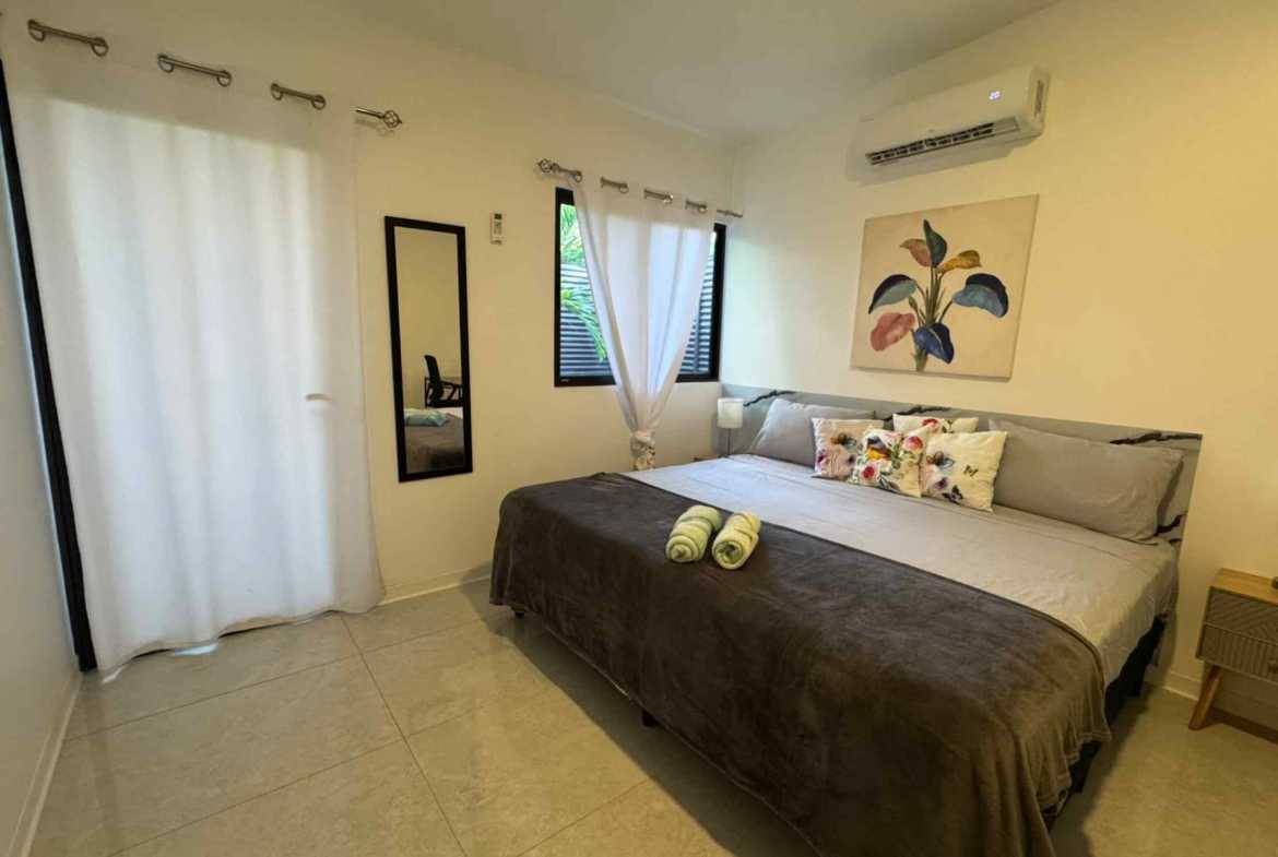 3-Bedroom Villa with Pool & Creek-Side Setting, photo 10 of 24