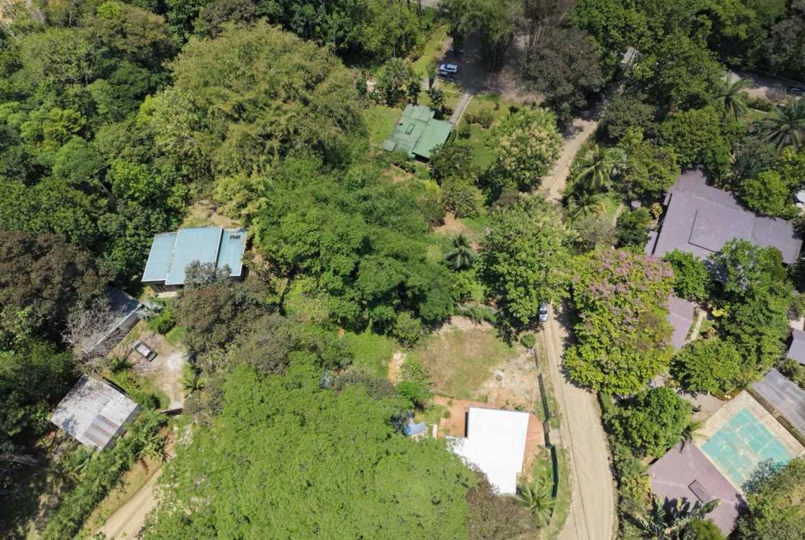832 m² lot in Ojochal, Costa Rica – photo 2 of 7