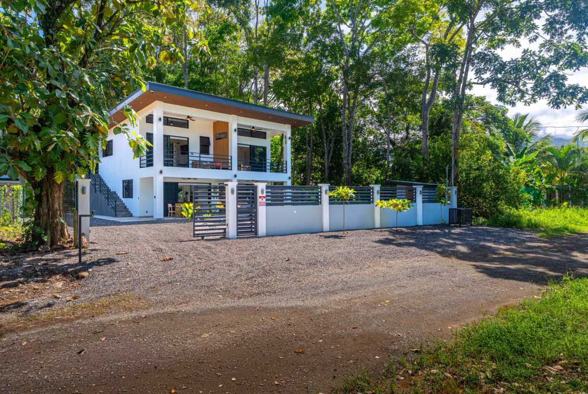 4-bedroom home in Uvita, Costa Rica – photo 28 of 60