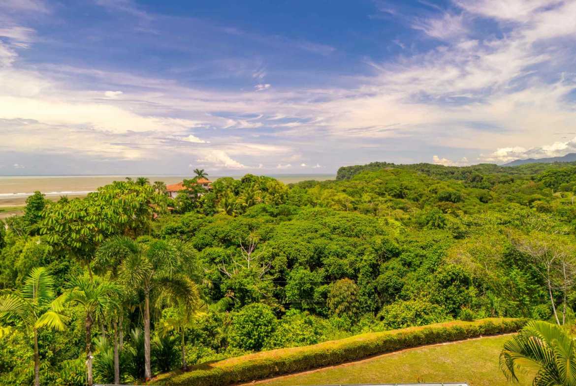 Sunset Ocean View 2-Bedroom Home with Private Pool & Mountain Vistas, photo 5 of 24