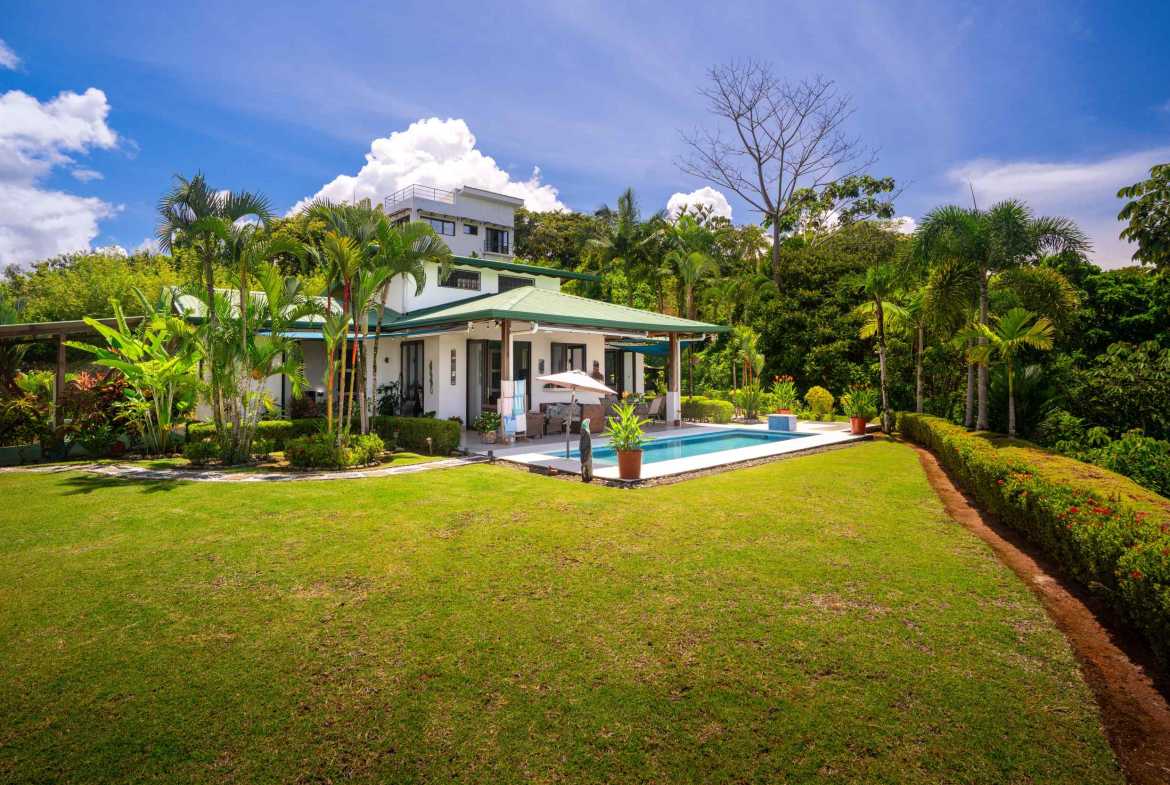 Sunset Ocean View 2-Bedroom Home with Private Pool & Mountain Vistas, photo 9 of 24