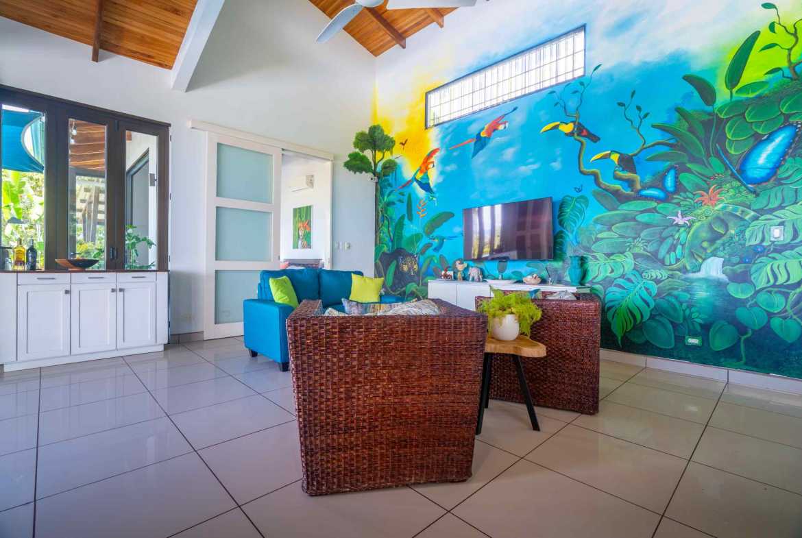 Sunset Ocean View 2-Bedroom Home with Private Pool & Mountain Vistas, photo 17 of 24