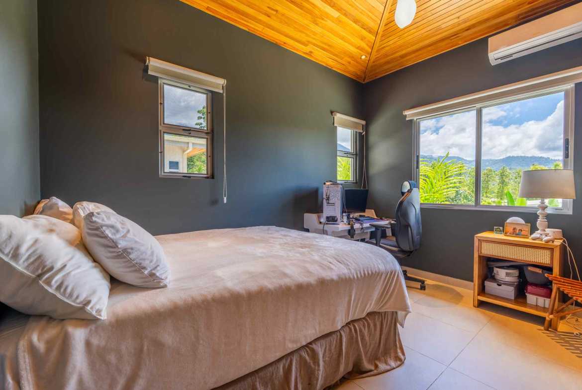 3-bedroom home in Ojochal, Costa Rica – photo 43 of 45