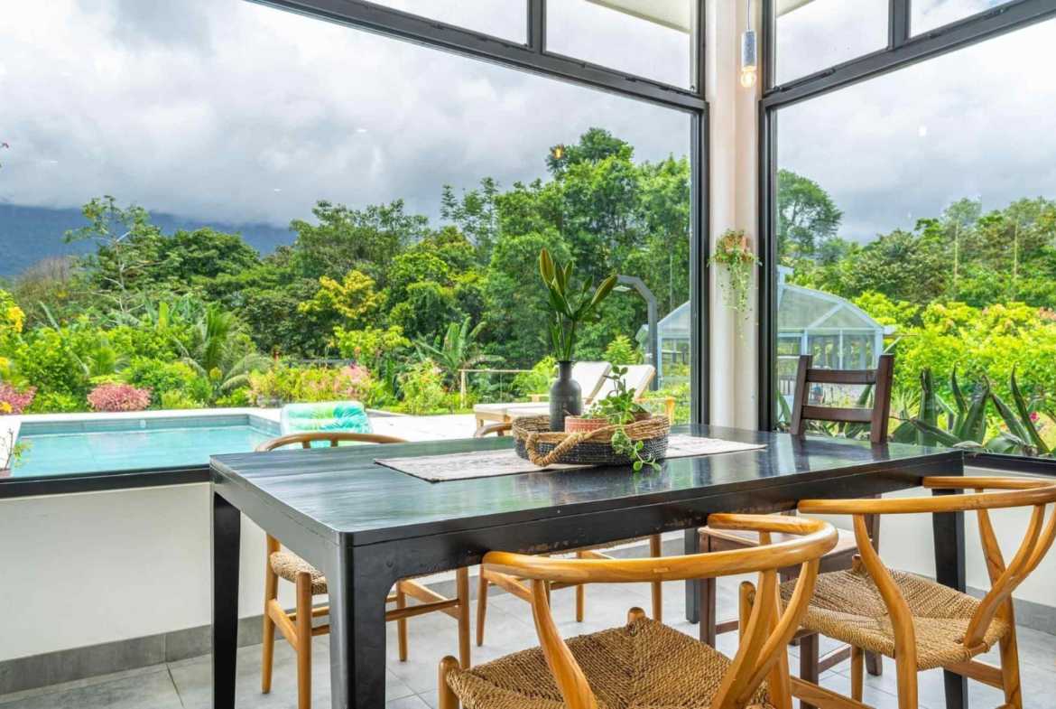 3-Bedroom House with Jungle Mountain Views & Large Pool, photo 2 of 19