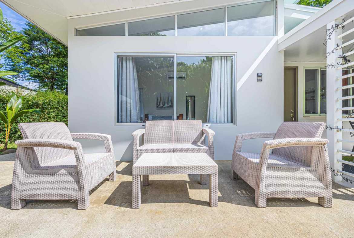 Cozy 2-Bedroom Home with Private Pool & Room to Expand Near the Beach, photo 11 of 24