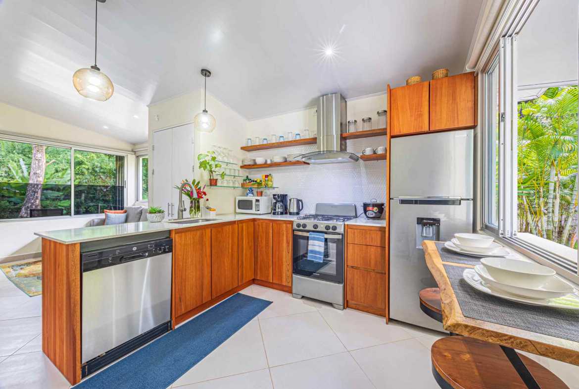 Cozy 2-Bedroom Home with Private Pool & Room to Expand Near the Beach, photo 14 of 24