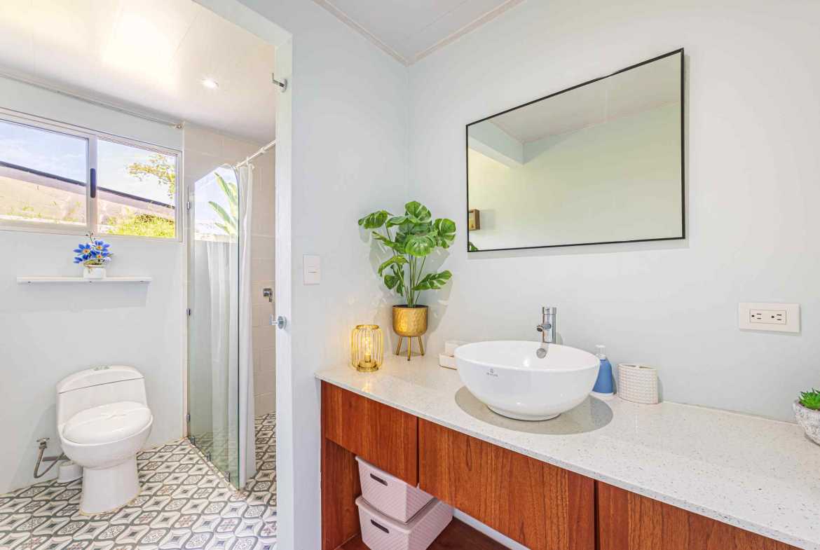 Cozy 2-Bedroom Home with Private Pool & Room to Expand Near the Beach, photo 21 of 24